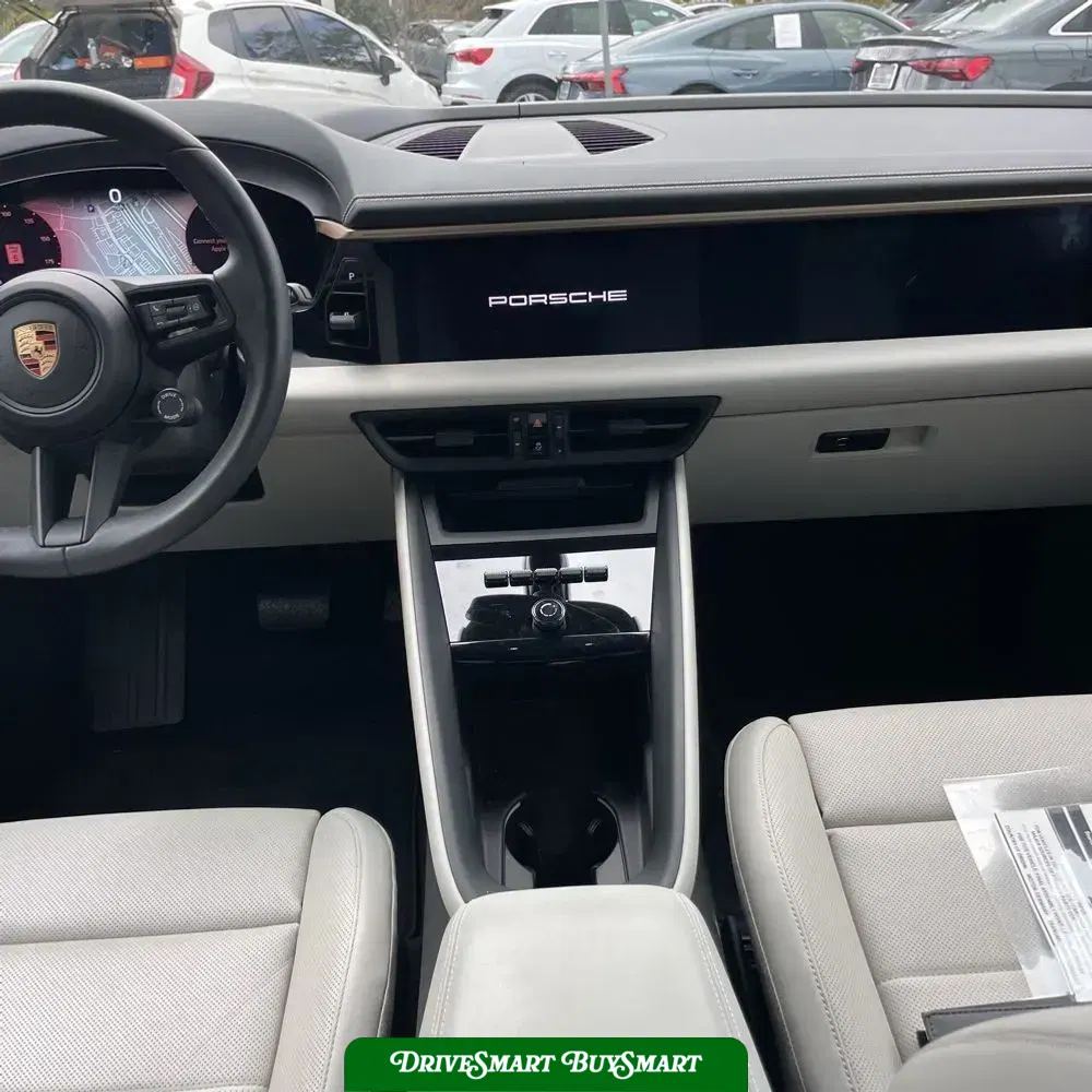 2024 Porsche Macan EV 4
