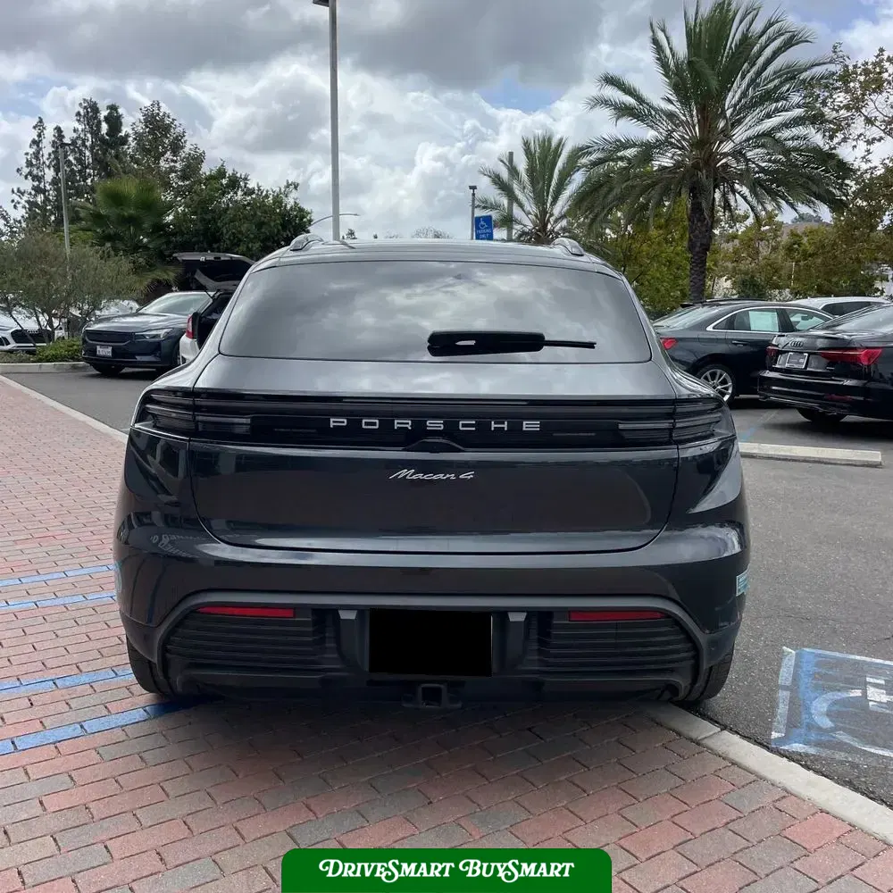 2024 Porsche Macan EV 4