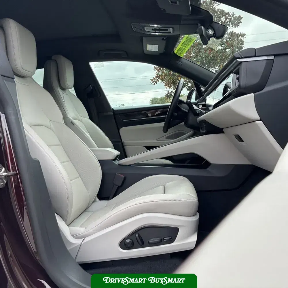2024 Porsche Macan EV 4