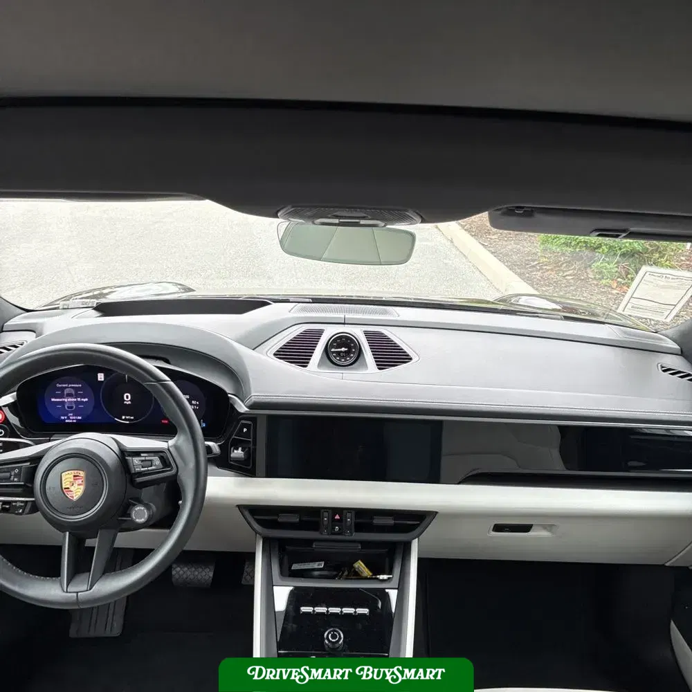 2024 Porsche Macan EV 4