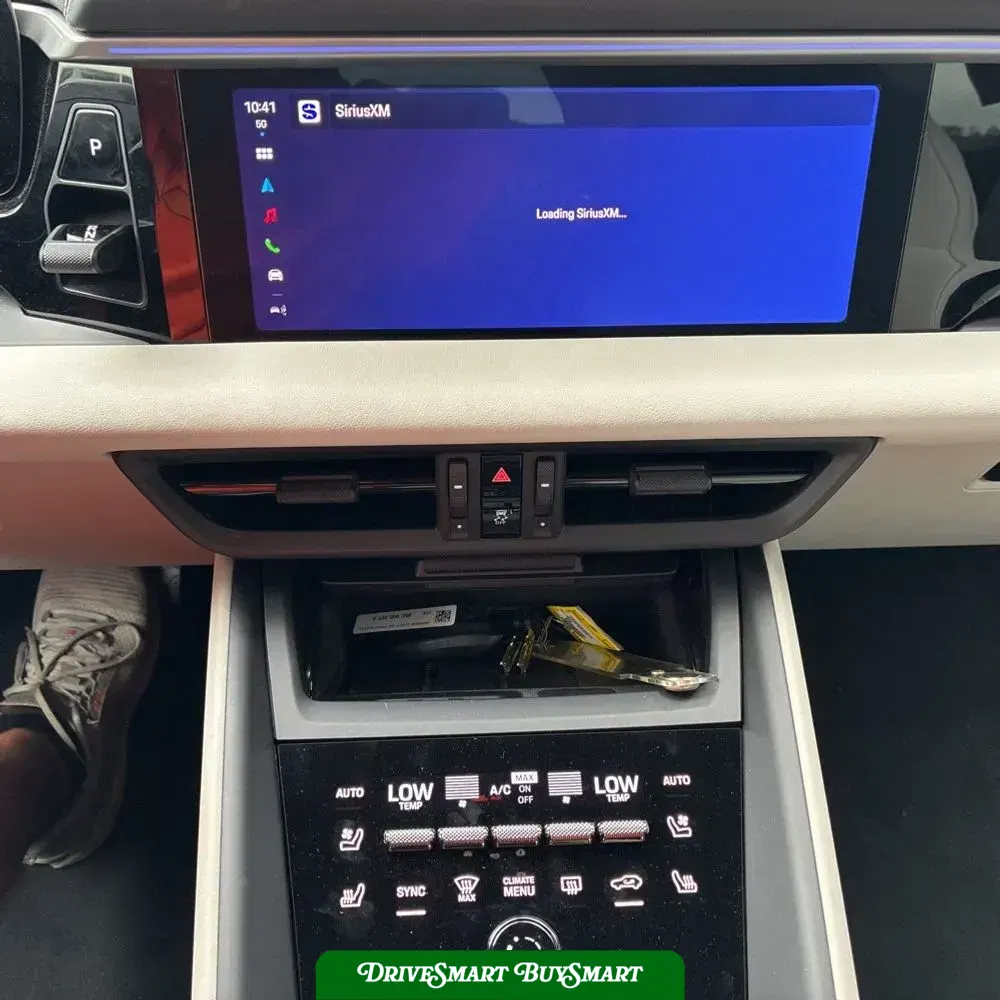 2024 Porsche Macan EV 4