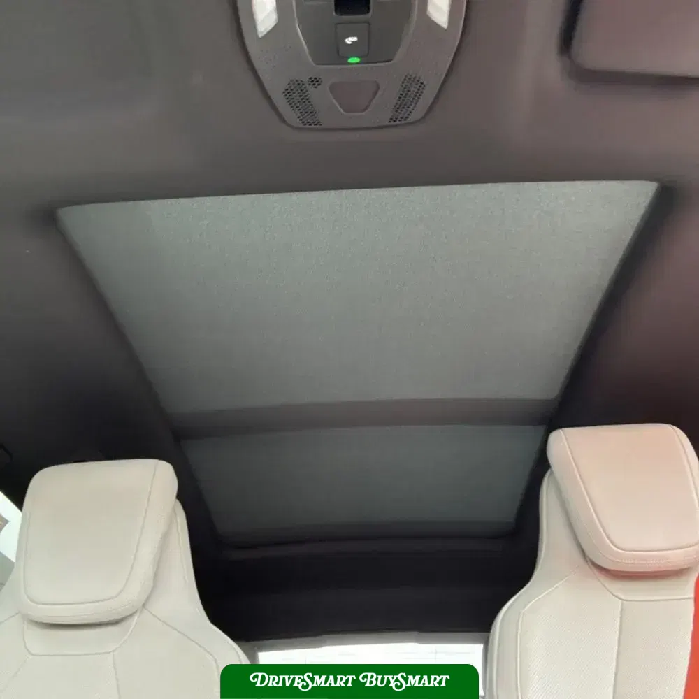 2024 Porsche Macan EV 4