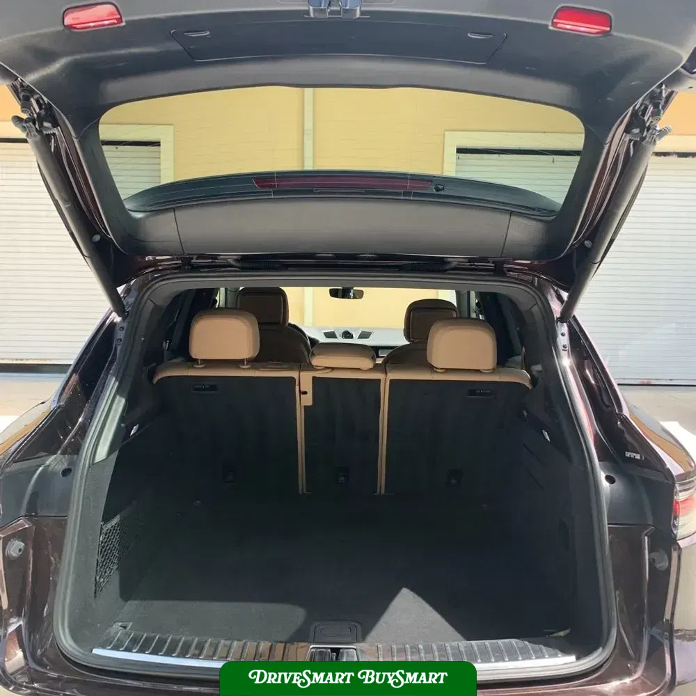 2022 Porsche Cayenne S Platinum Edition