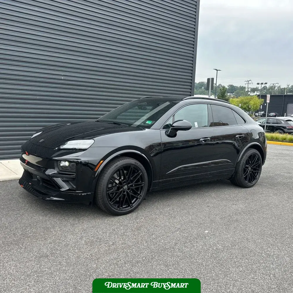 2025 Porsche Macan EV Turbo