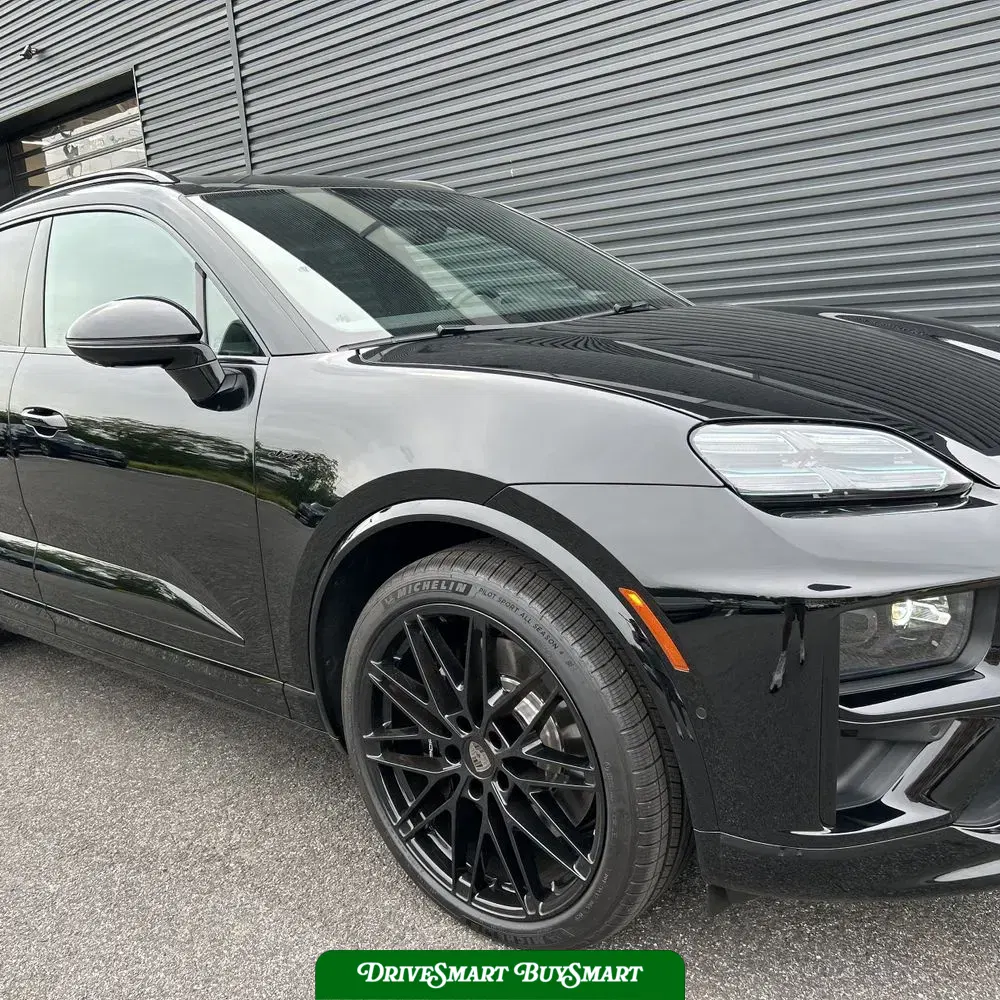 2025 Porsche Macan EV Turbo