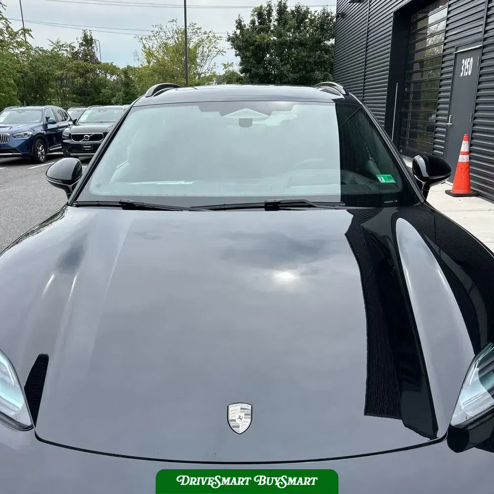 2025 Porsche Macan EV Turbo