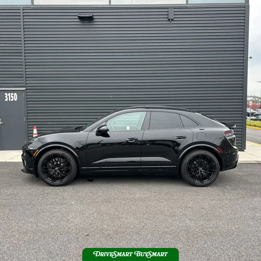 2025 Porsche Macan EV Turbo