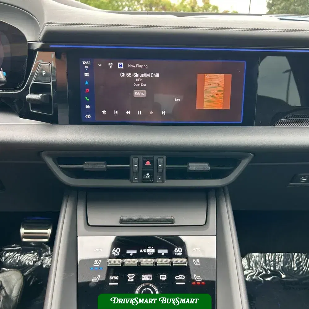 2025 Porsche Macan EV Turbo