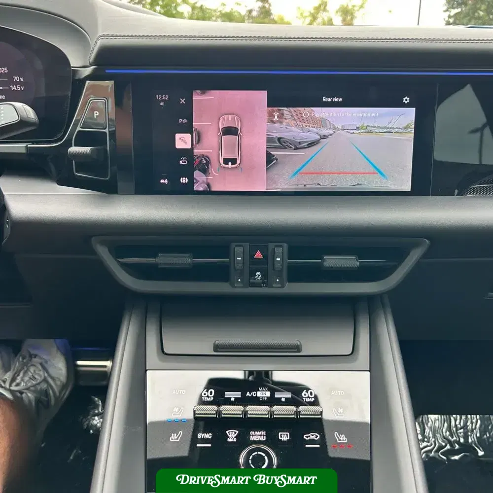 2025 Porsche Macan EV Turbo