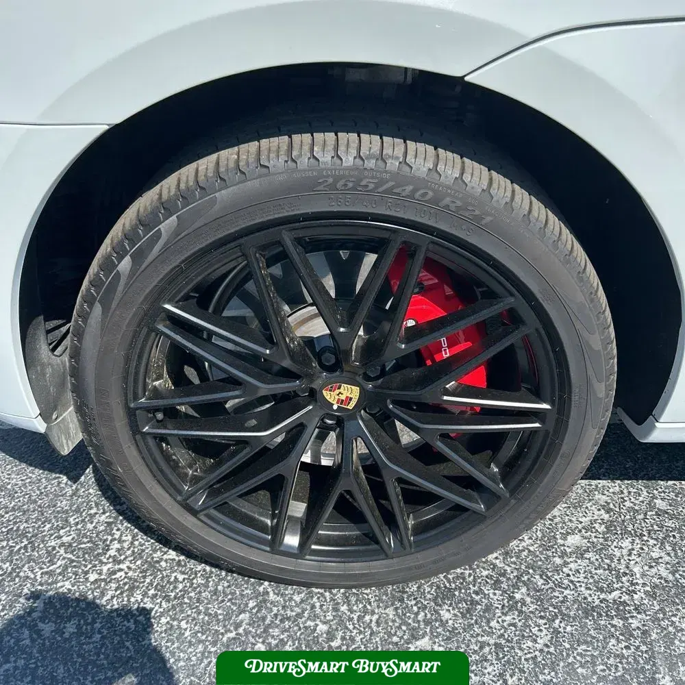 2023 Porsche Macan GTS