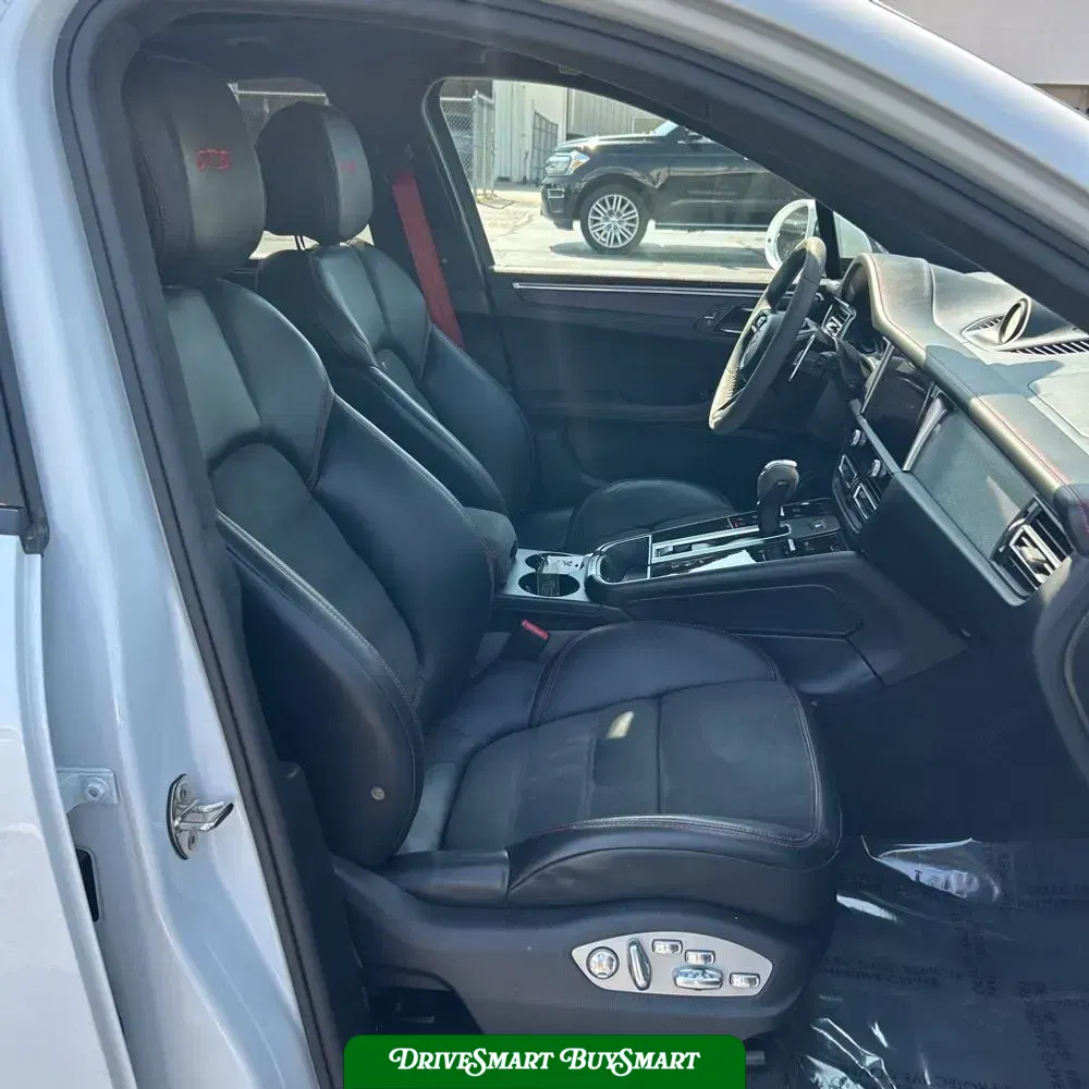 2023 Porsche Macan GTS