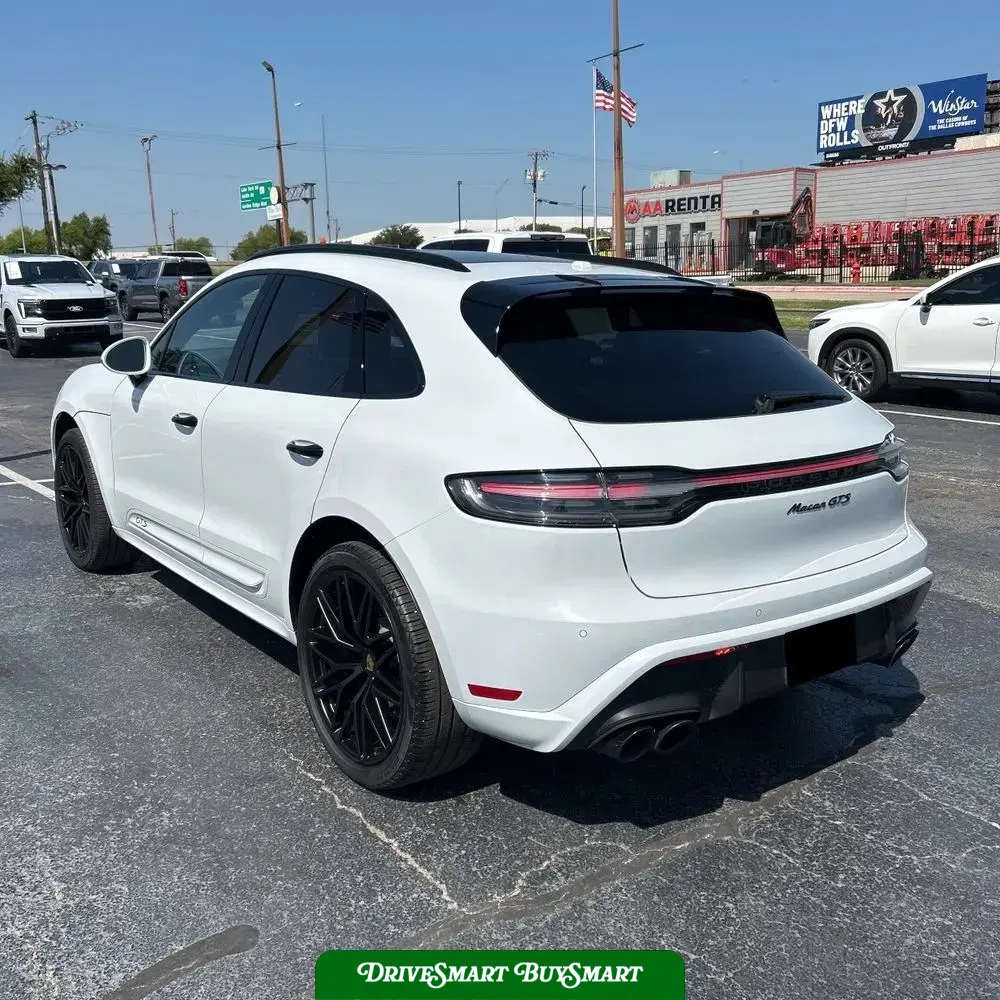 2023 Porsche Macan GTS