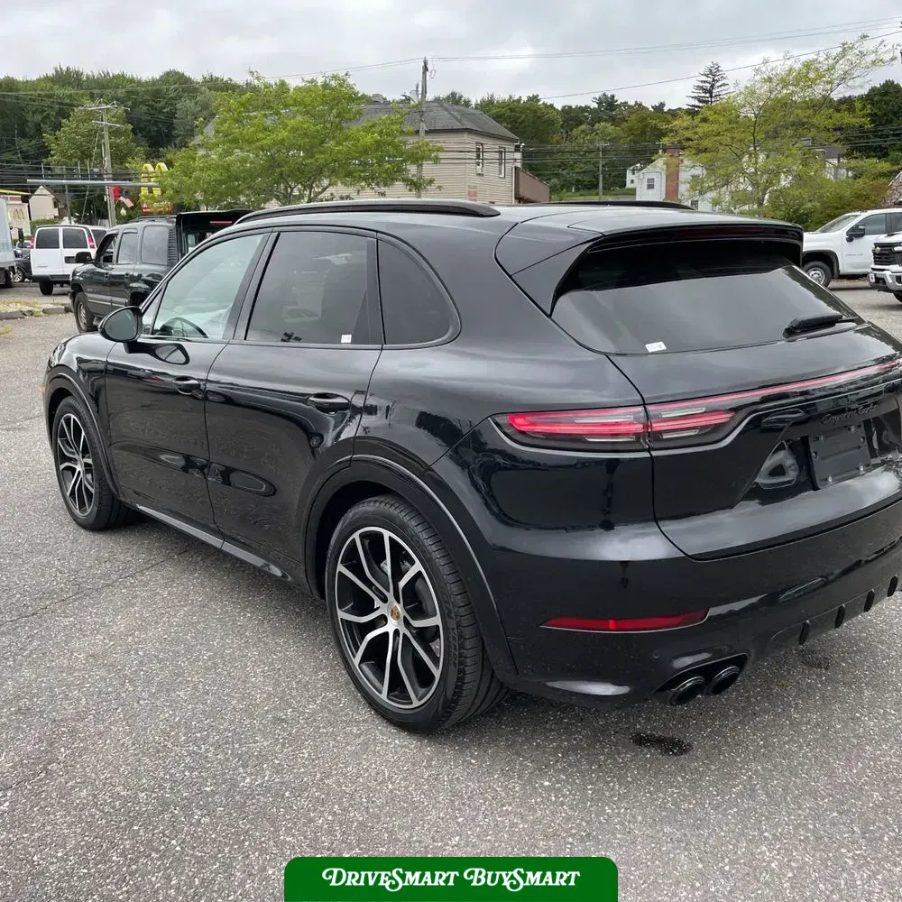 2021 Porsche Cayenne Turbo