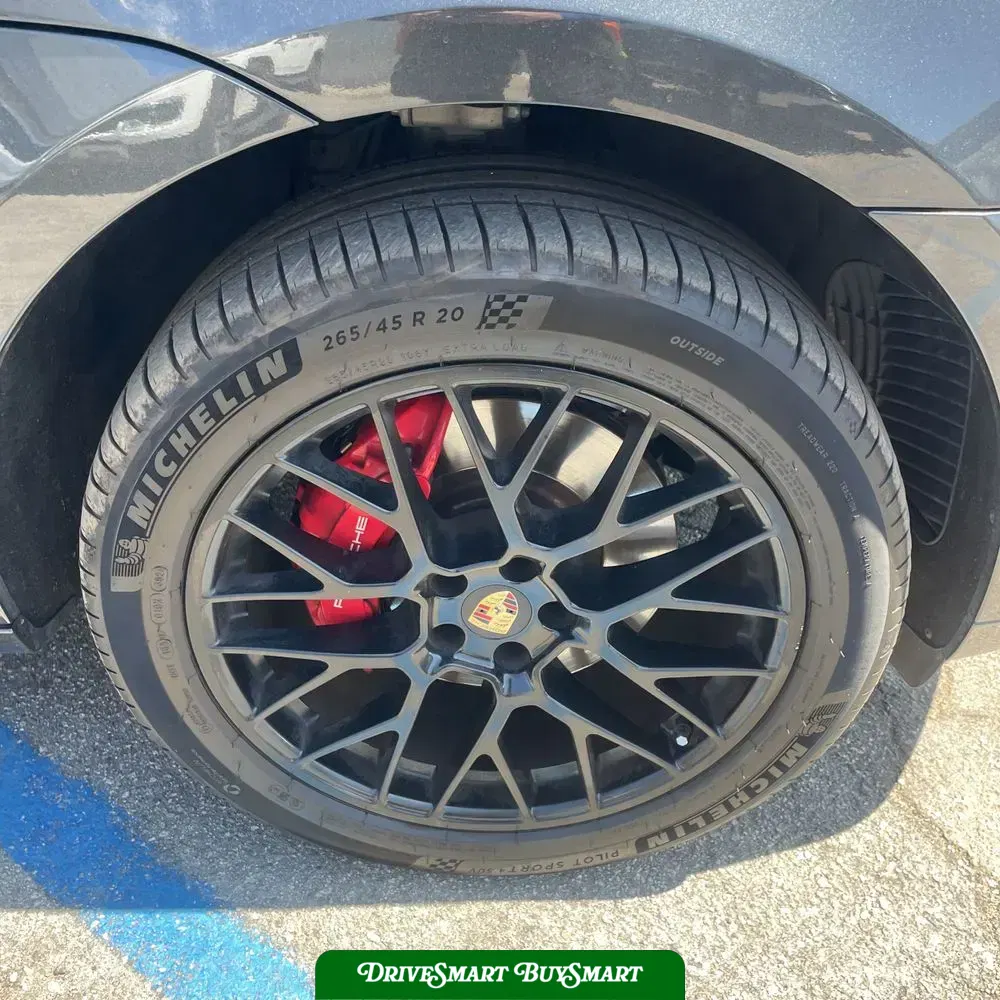 2021 Porsche Macan GTS