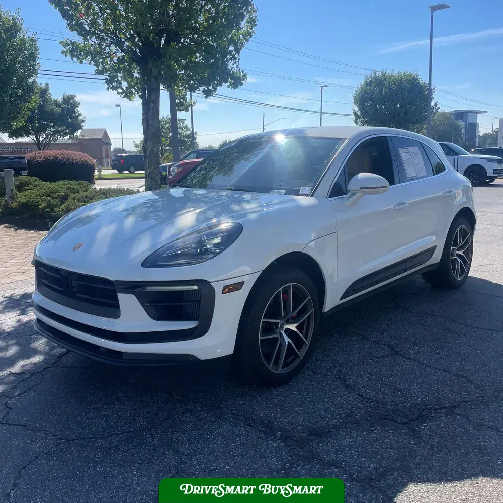2022 Porsche Macan S