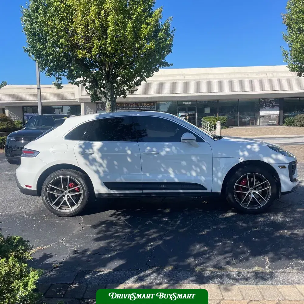 2022 Porsche Macan S