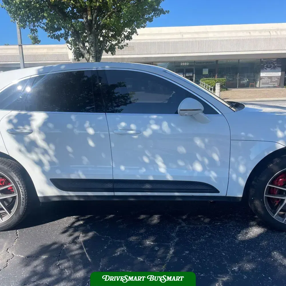 2022 Porsche Macan S