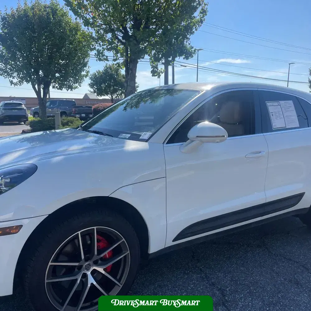 2022 Porsche Macan S