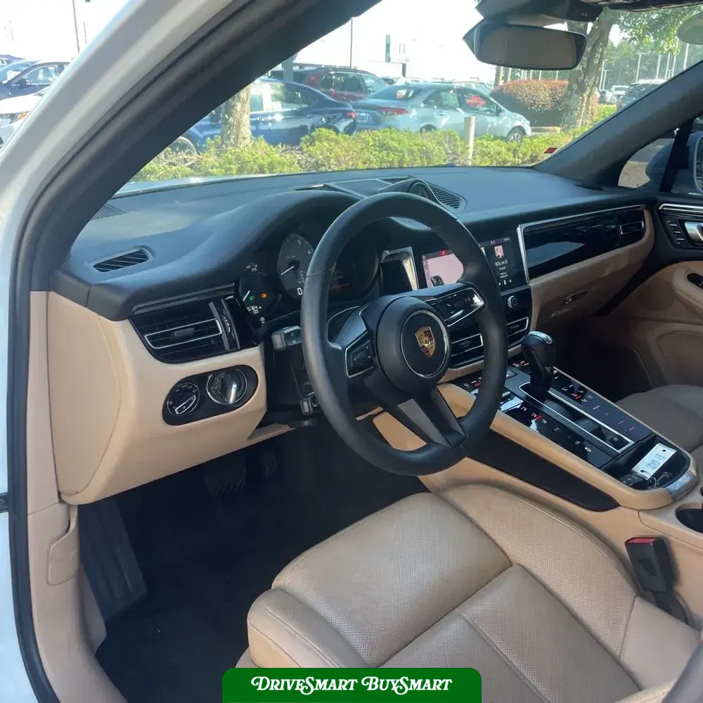 2022 Porsche Macan S