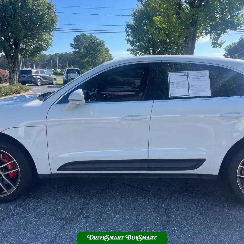 2022 Porsche Macan S