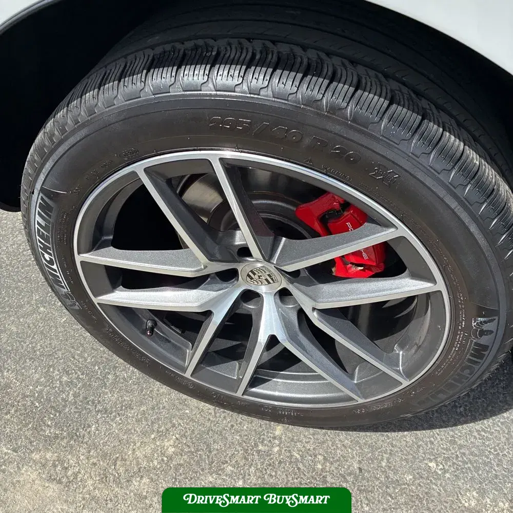 2022 Porsche Macan S