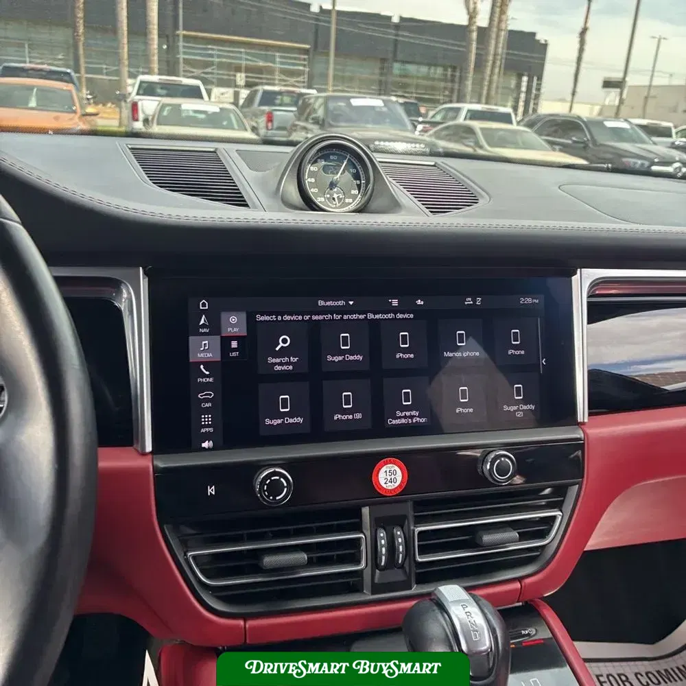 2022 Porsche Macan S
