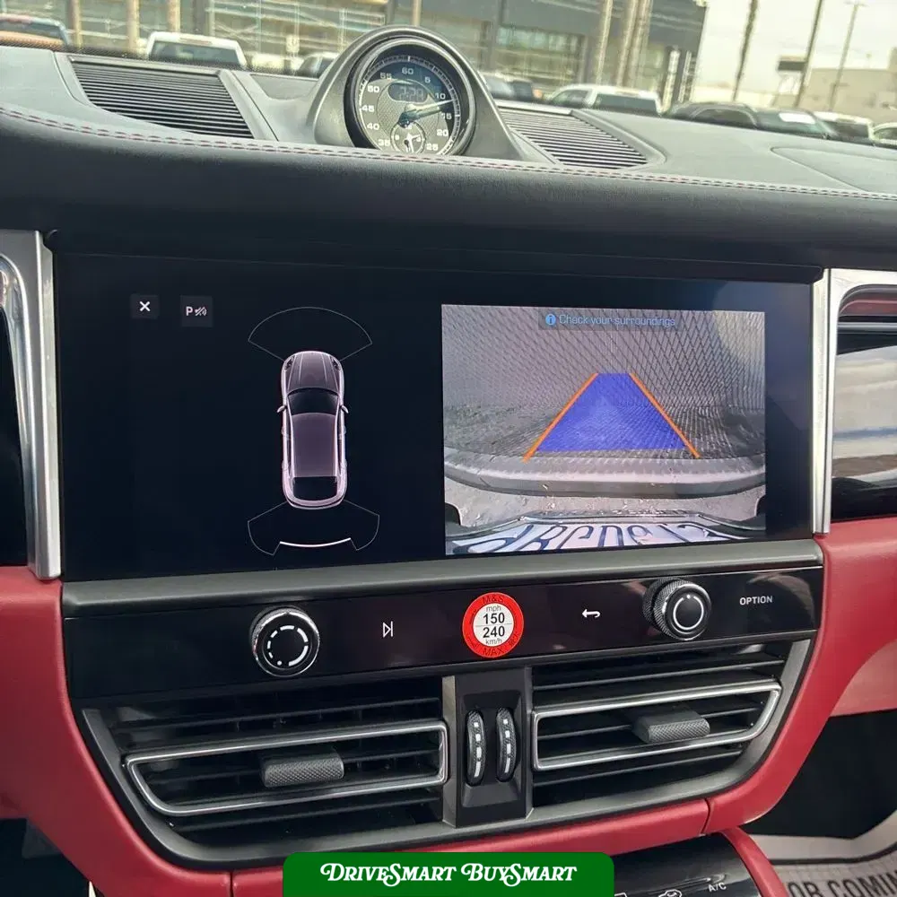 2022 Porsche Macan S