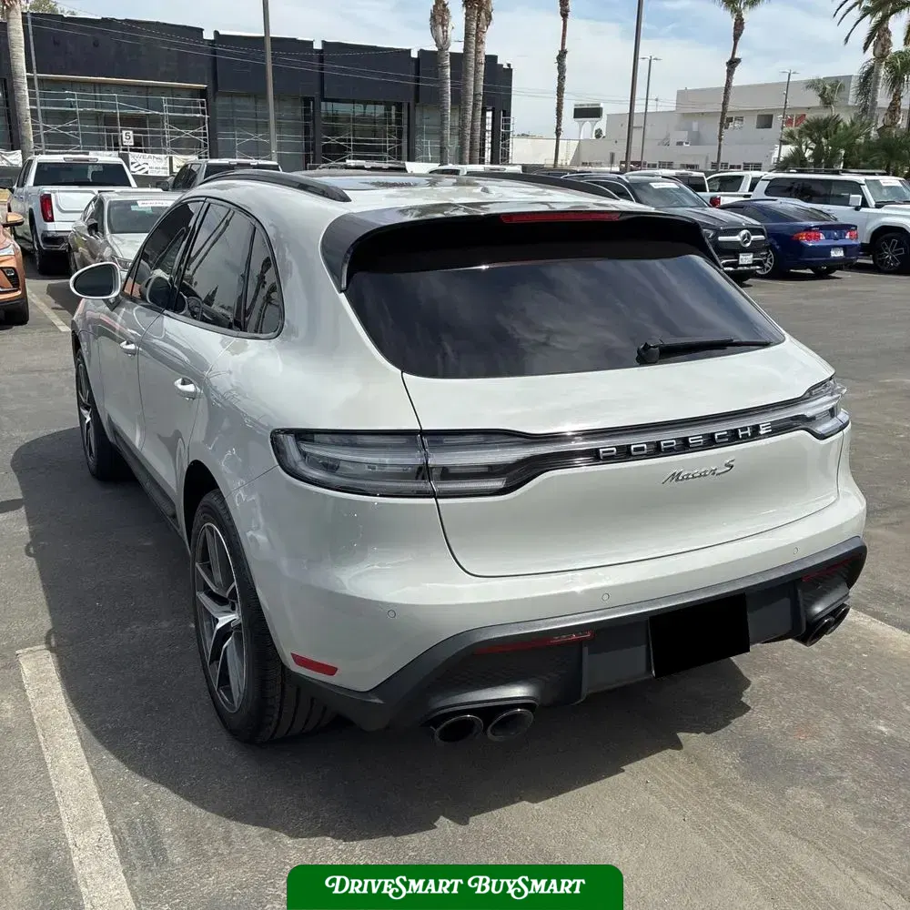 2022 Porsche Macan S
