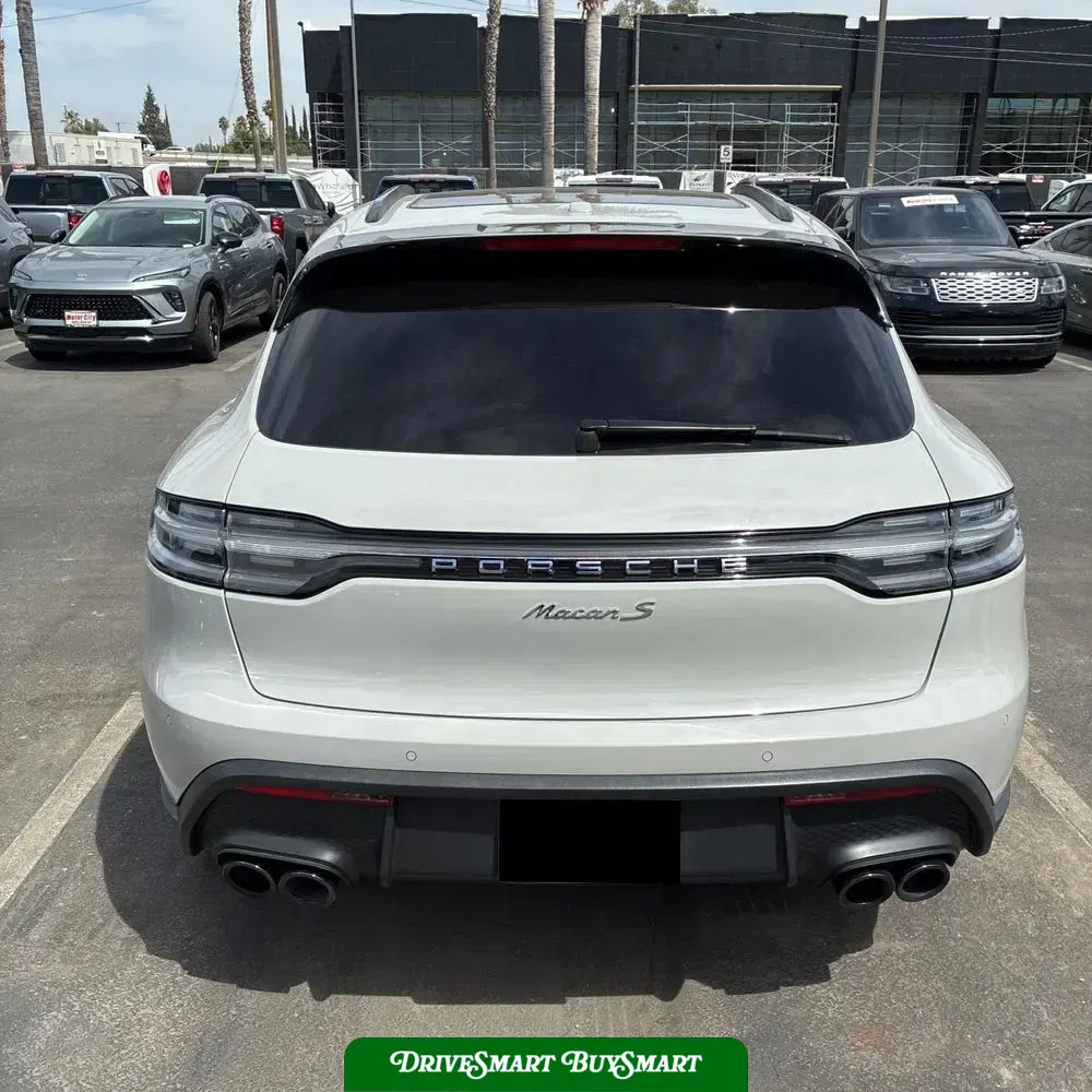2022 Porsche Macan S