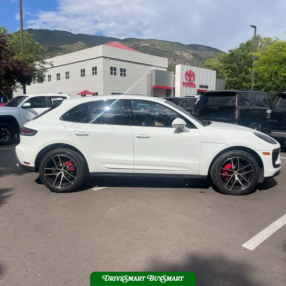 2023 Porsche Macan S