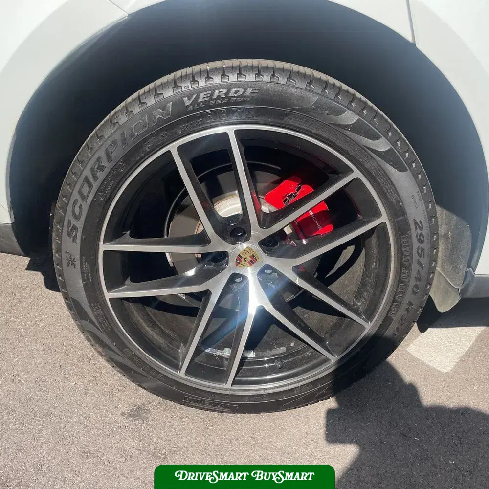 2023 Porsche Macan S