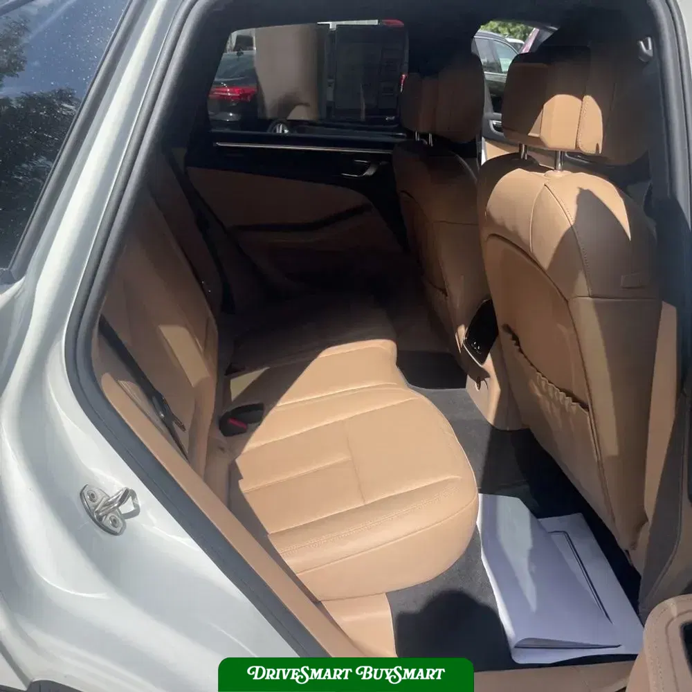 2023 Porsche Macan S