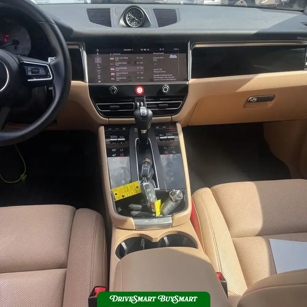 2023 Porsche Macan S