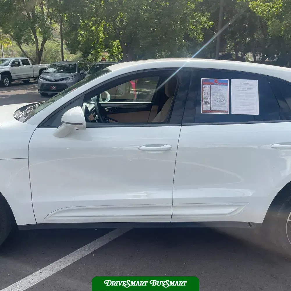 2023 Porsche Macan S