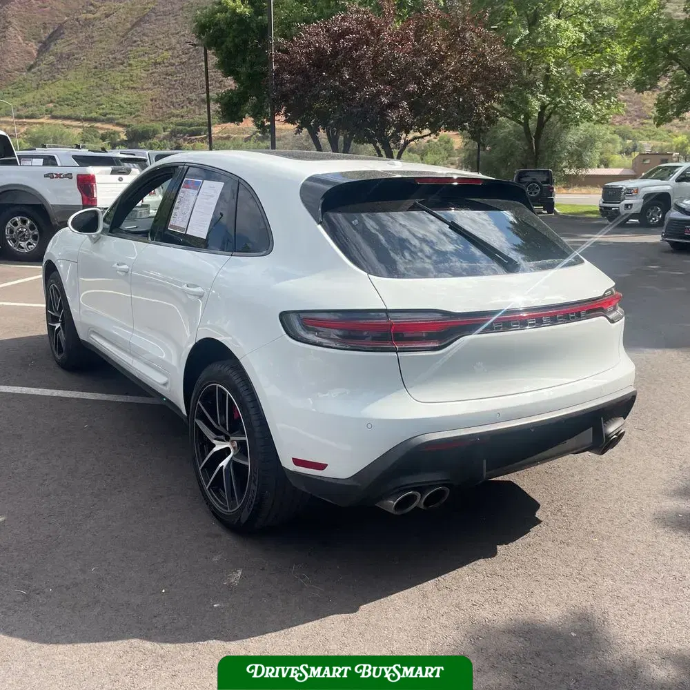 2023 Porsche Macan S