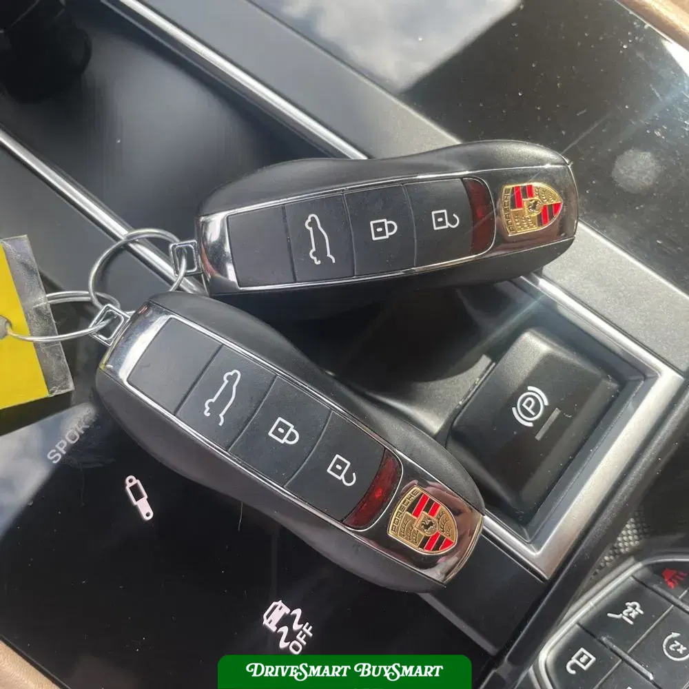 2023 Porsche Macan S