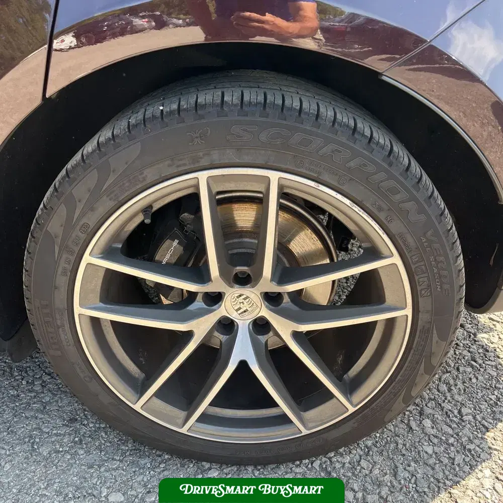2023 Porsche Macan S