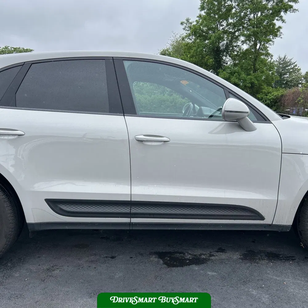 2022 Porsche Macan S