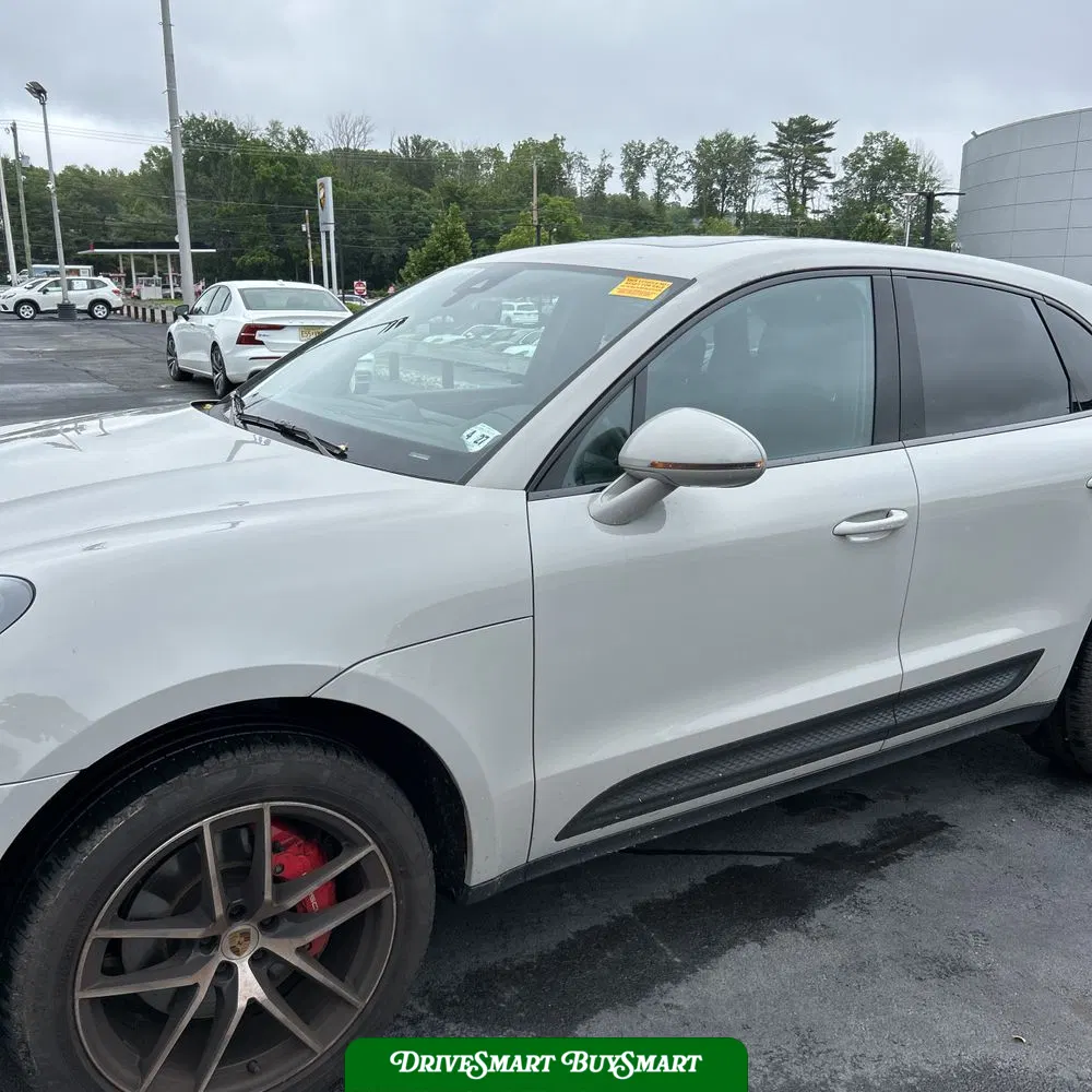 2022 Porsche Macan S