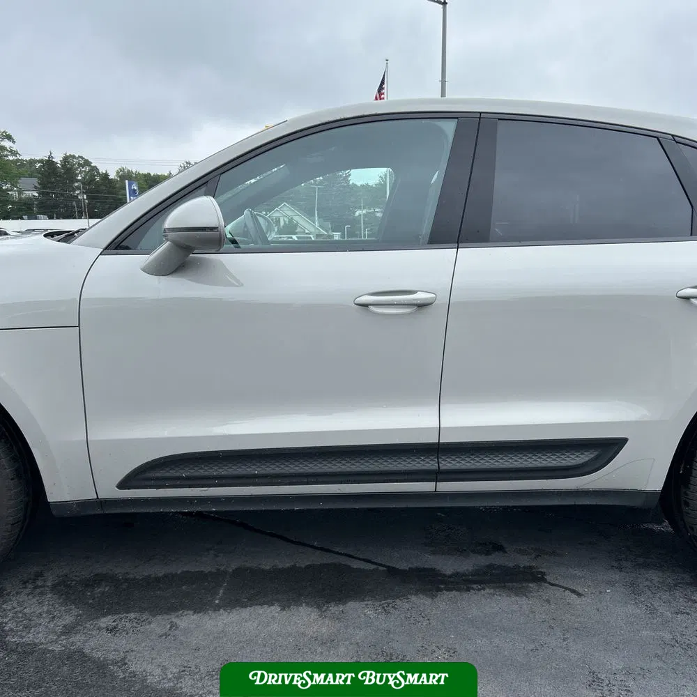 2022 Porsche Macan S
