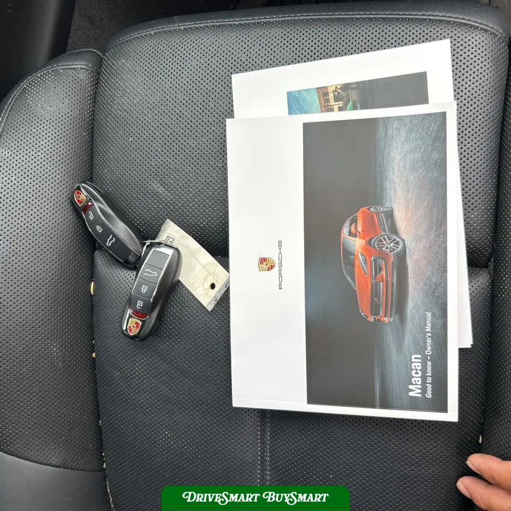 2022 Porsche Macan S