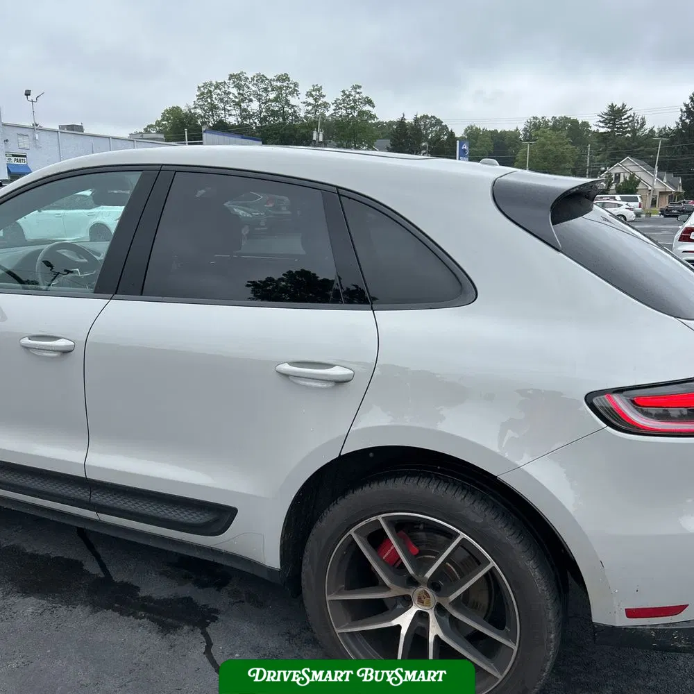 2022 Porsche Macan S