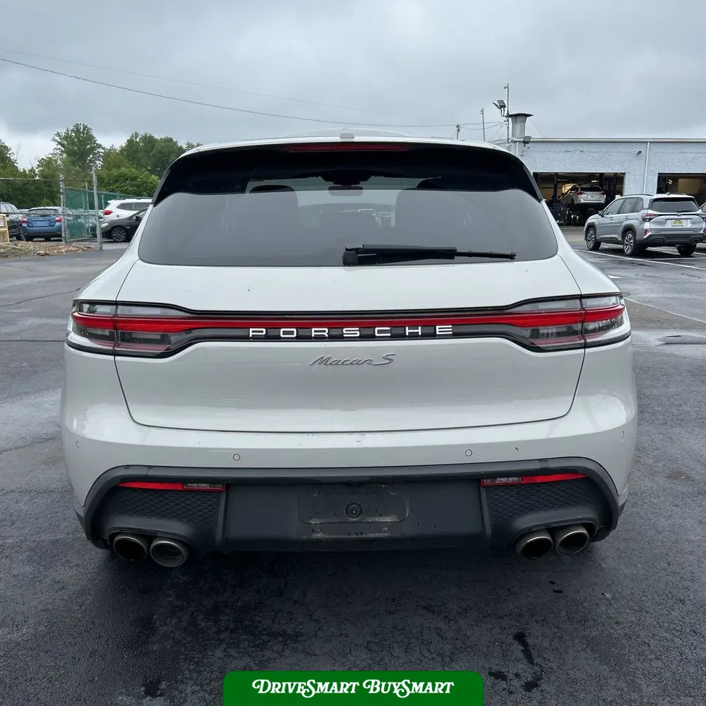 2022 Porsche Macan S