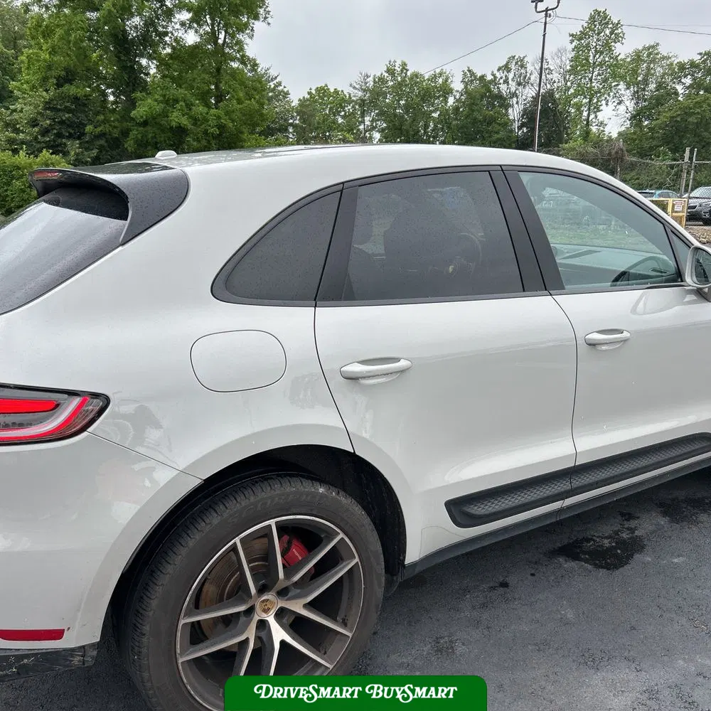 2022 Porsche Macan S