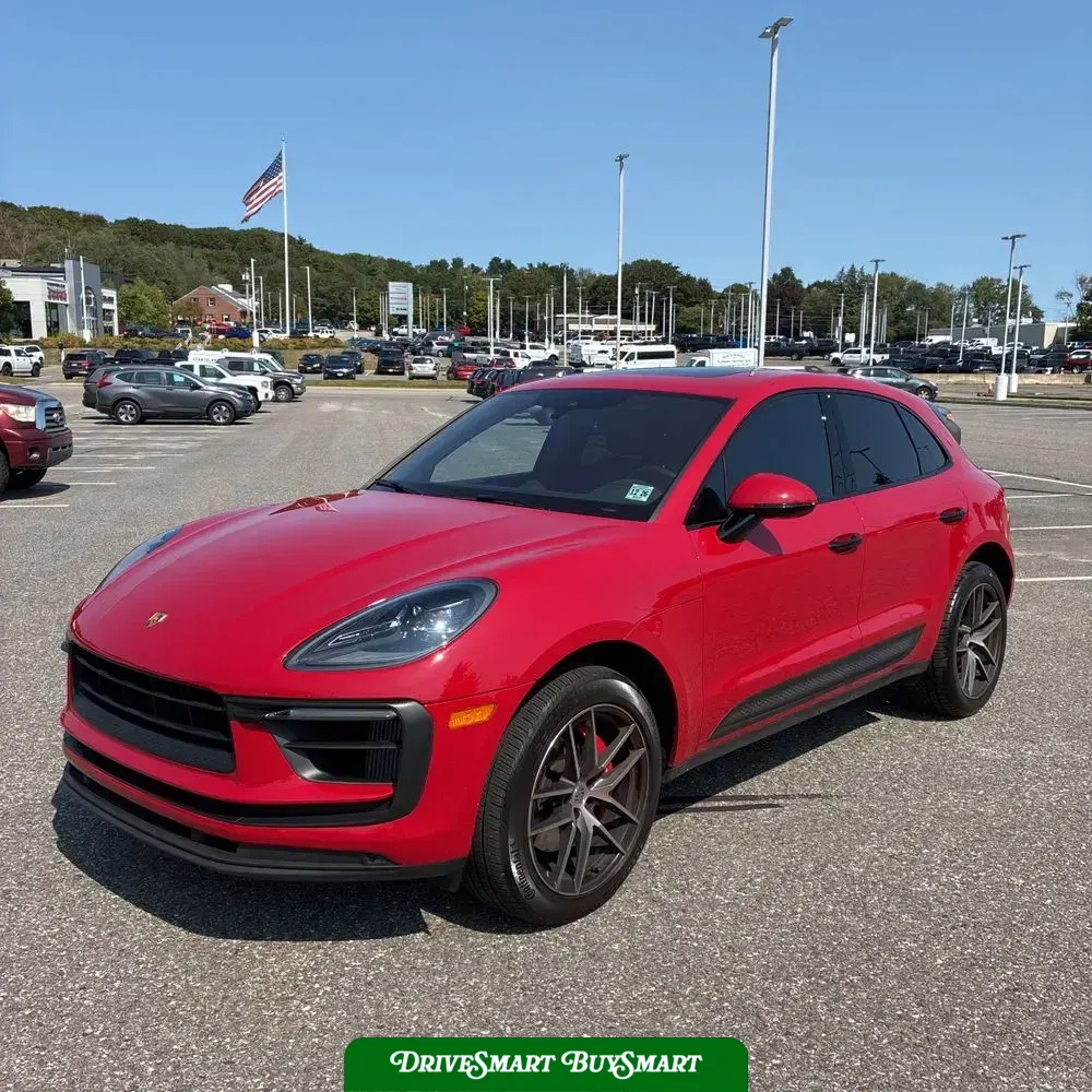 2022 Porsche Macan S