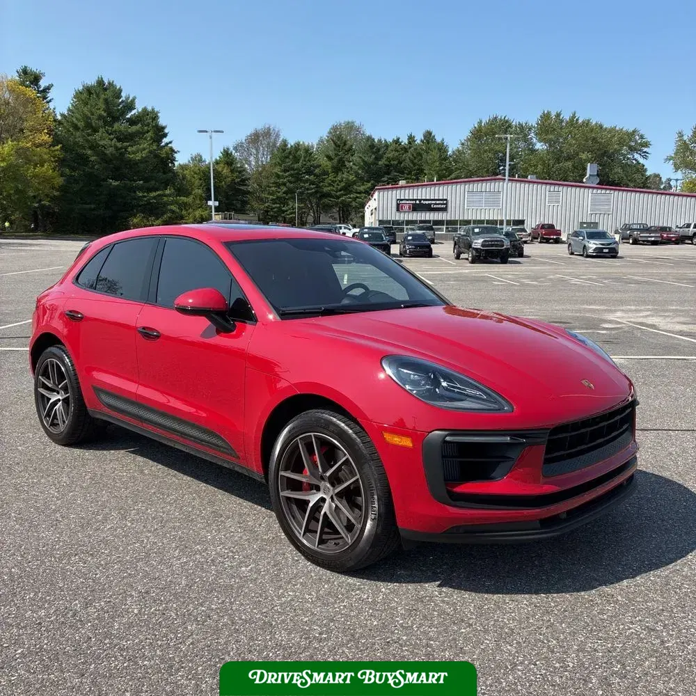 2022 Porsche Macan S