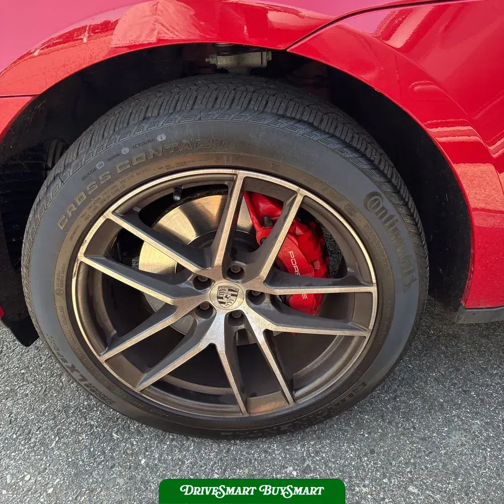 2022 Porsche Macan S