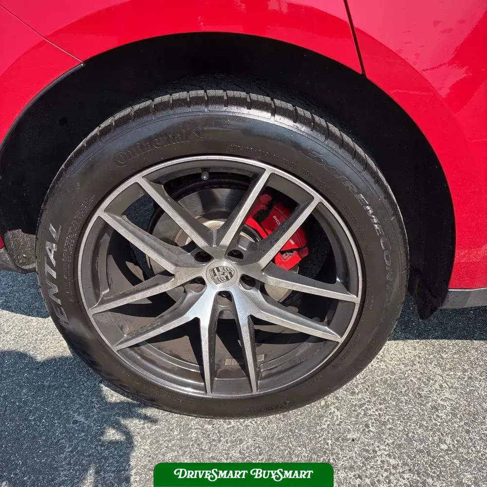 2022 Porsche Macan S