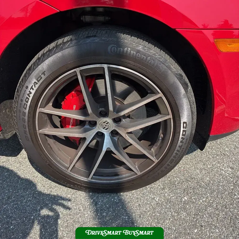 2022 Porsche Macan S