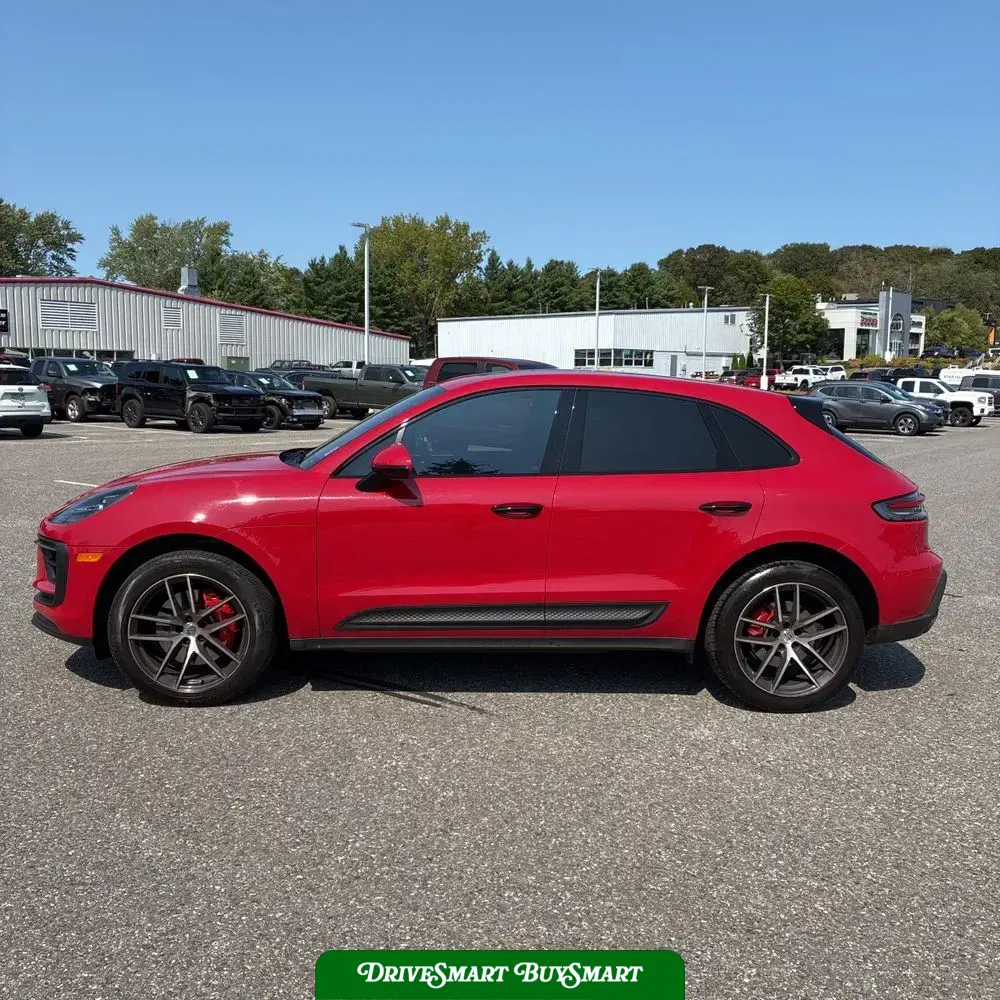2022 Porsche Macan S
